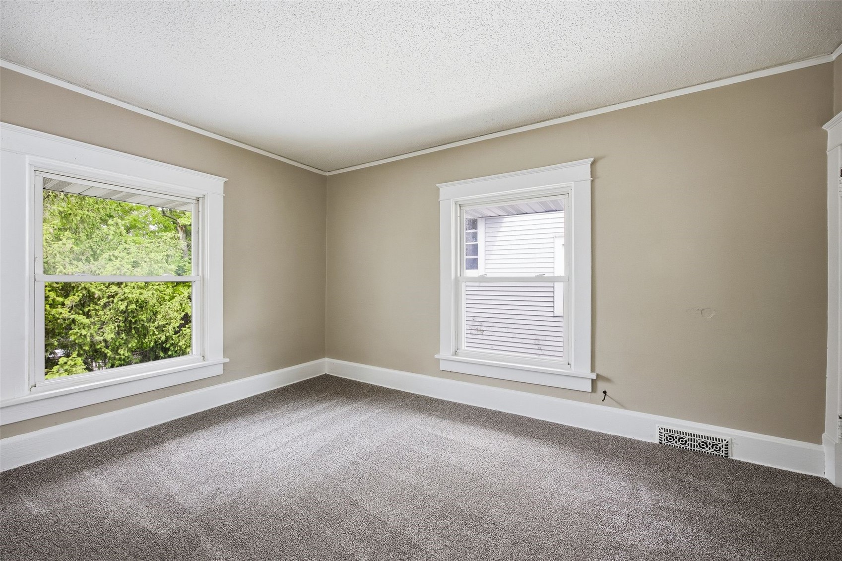 1825 5 Avenue SE Cedar Rapids IA 52403
