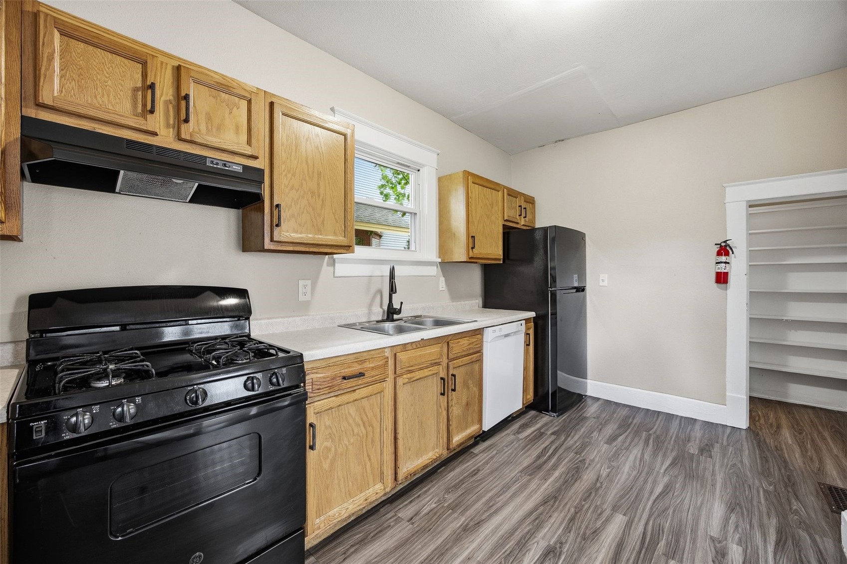 1825 5 Avenue SE Cedar Rapids IA 52403