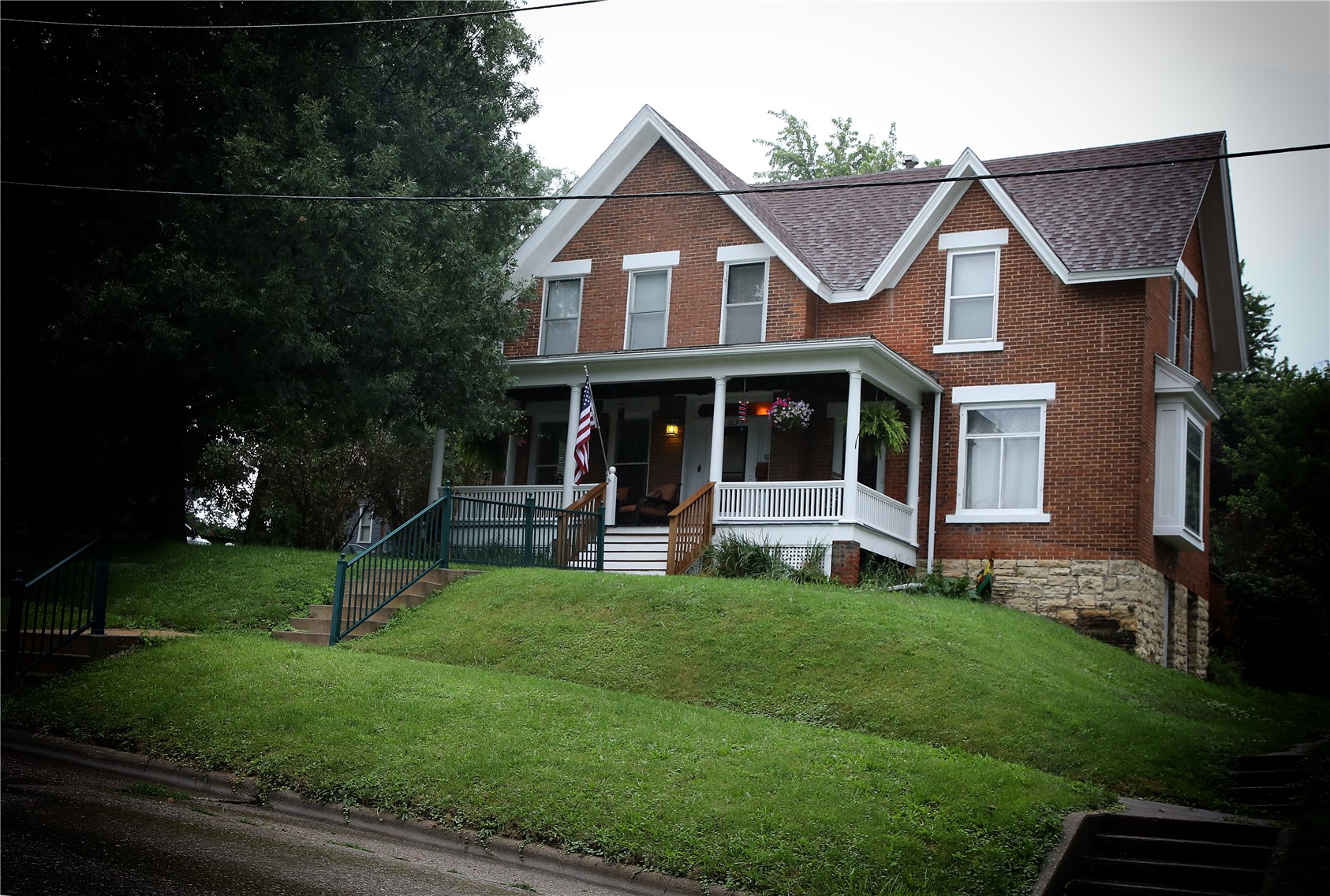 207 N Davis Street Anamosa IA 52205