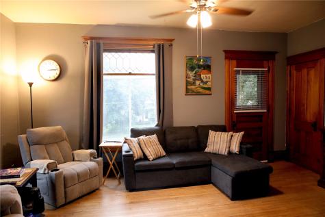 207 N Davis Street Anamosa IA 52205