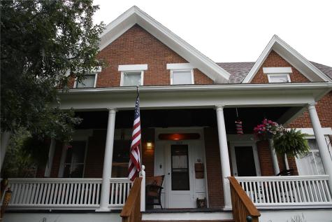 207 N Davis Street Anamosa IA 52205