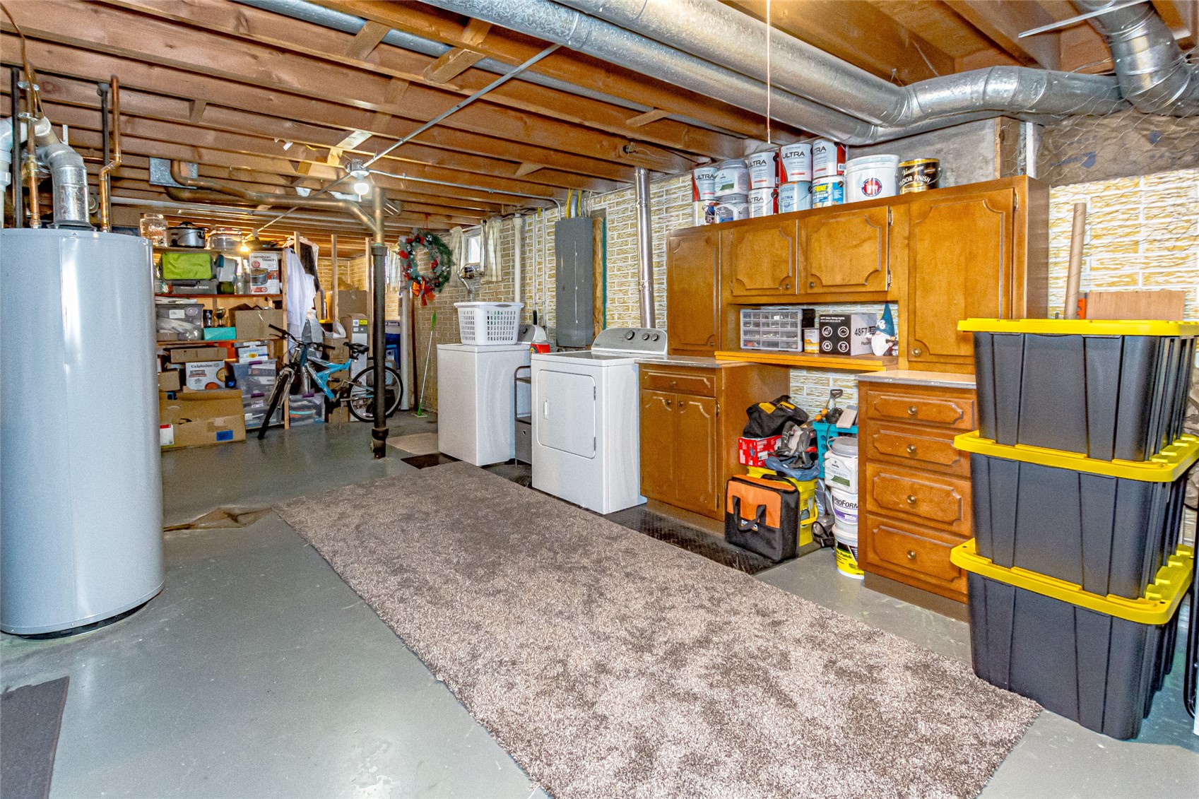 146 Eastview Drive NW Cedar Rapids IA 52405