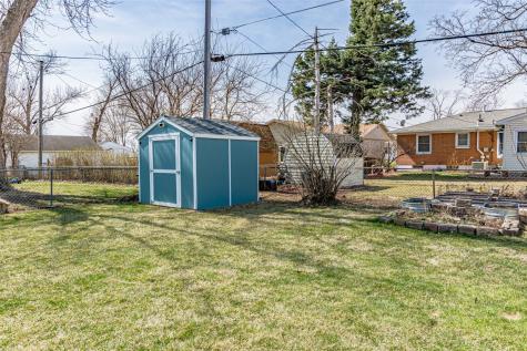 146 Eastview Drive NW Cedar Rapids IA 52405