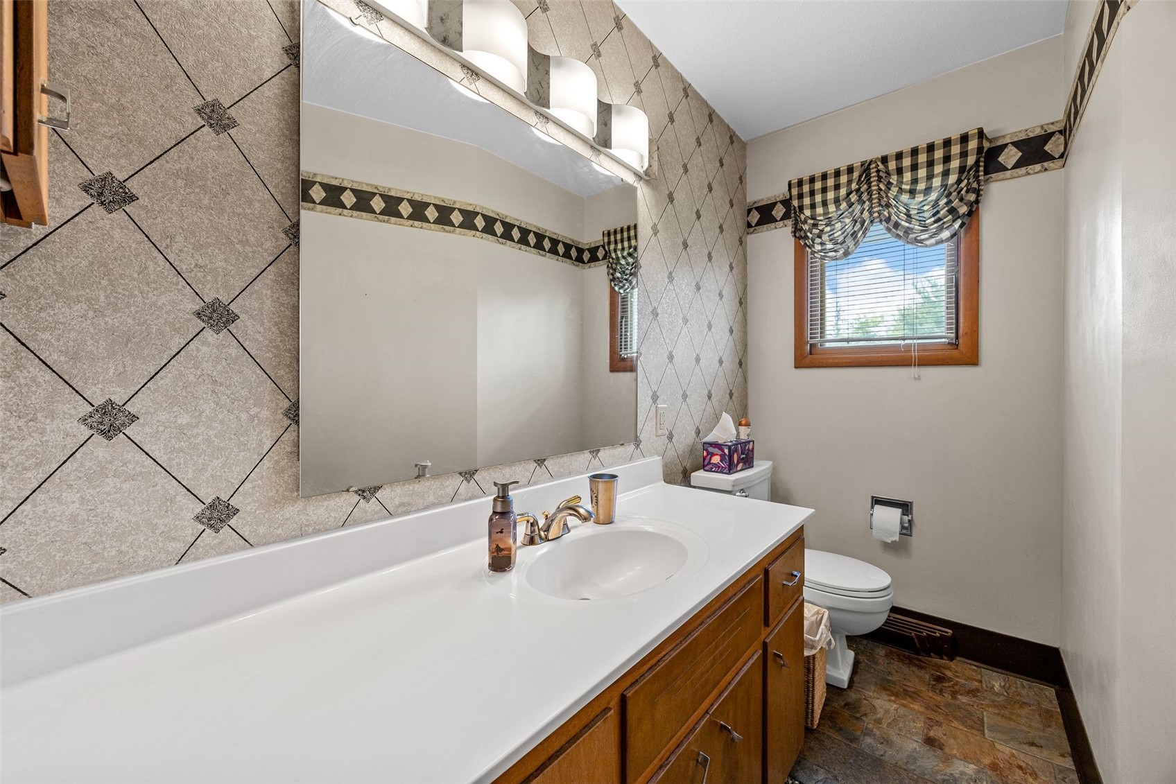 1805 Country Club Drive Marion IA 52302