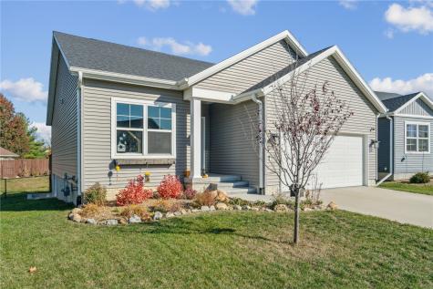 9014 Grand Oaks Drive NE Cedar Rapids IA 52402