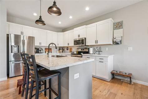 9014 Grand Oaks Drive NE Cedar Rapids IA 52402