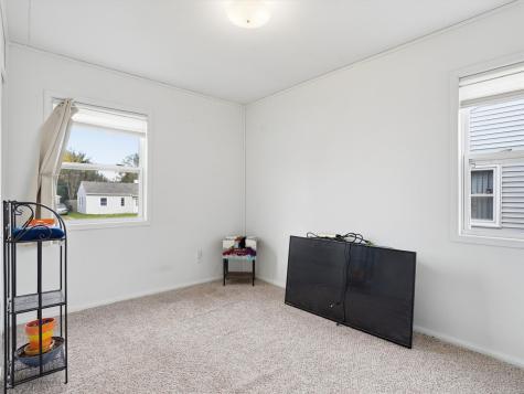2451 9th Avenue SW Cedar Rapids IA 52404