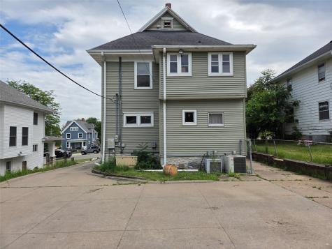 1112 1st Avenue NW Cedar Rapids IA 52405