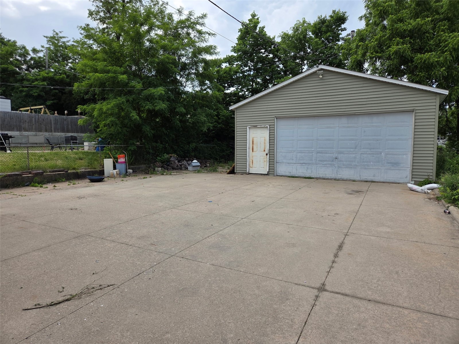 1112 1st Avenue NW Cedar Rapids IA 52405
