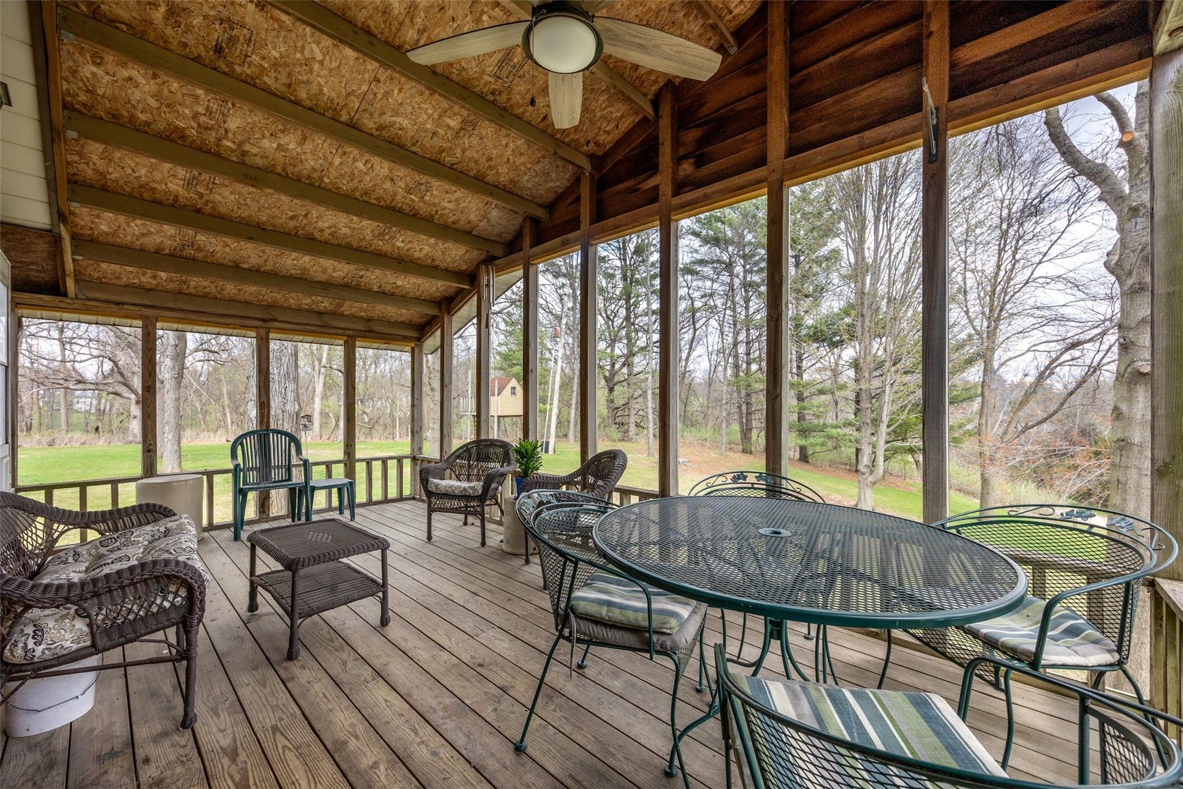 130 Joseph Lane SE Mt Vernon IA 52314