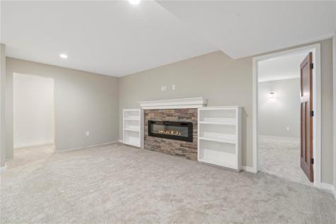 5100 Scenic View Court SW Cedar Rapids IA 52404