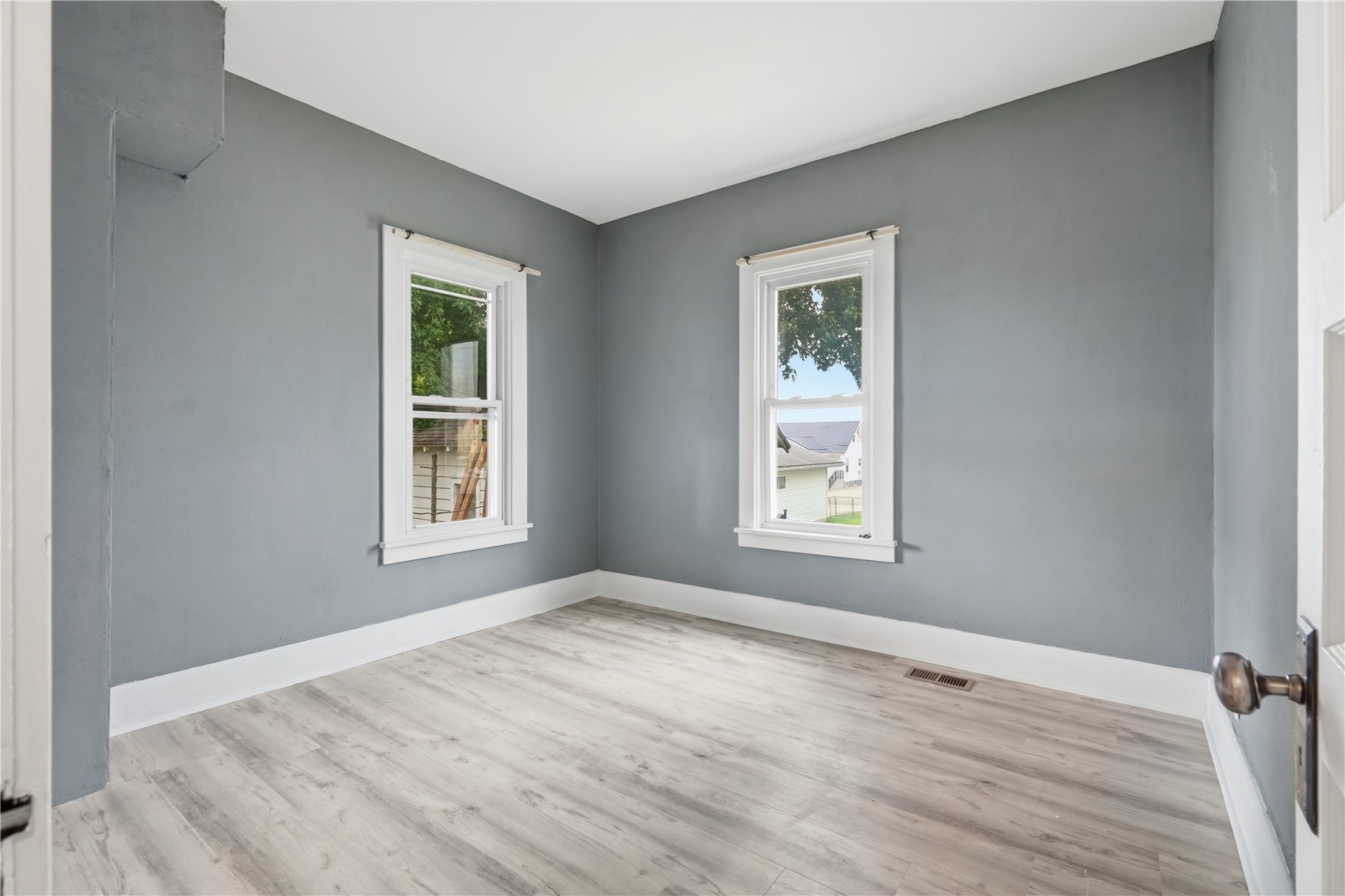 310 N William Earlville IA 52041