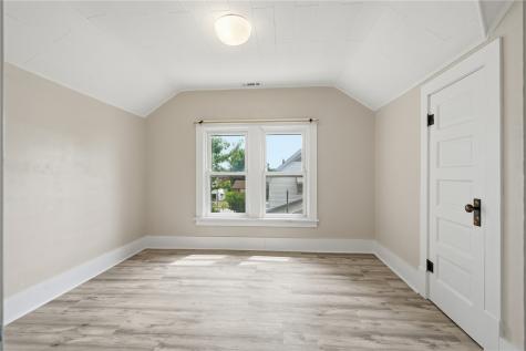 310 N William Earlville IA 52041