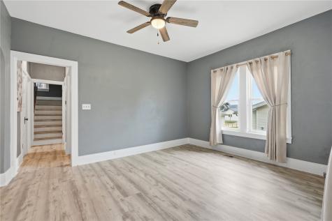 310 N William Earlville IA 52041