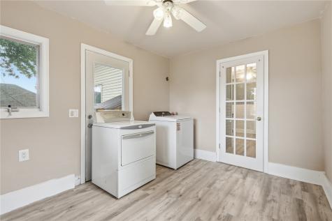 310 N William Earlville IA 52041