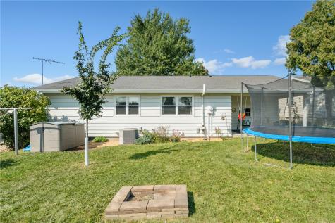 2601 Teresa Drive SW Cedar Rapids IA 52404