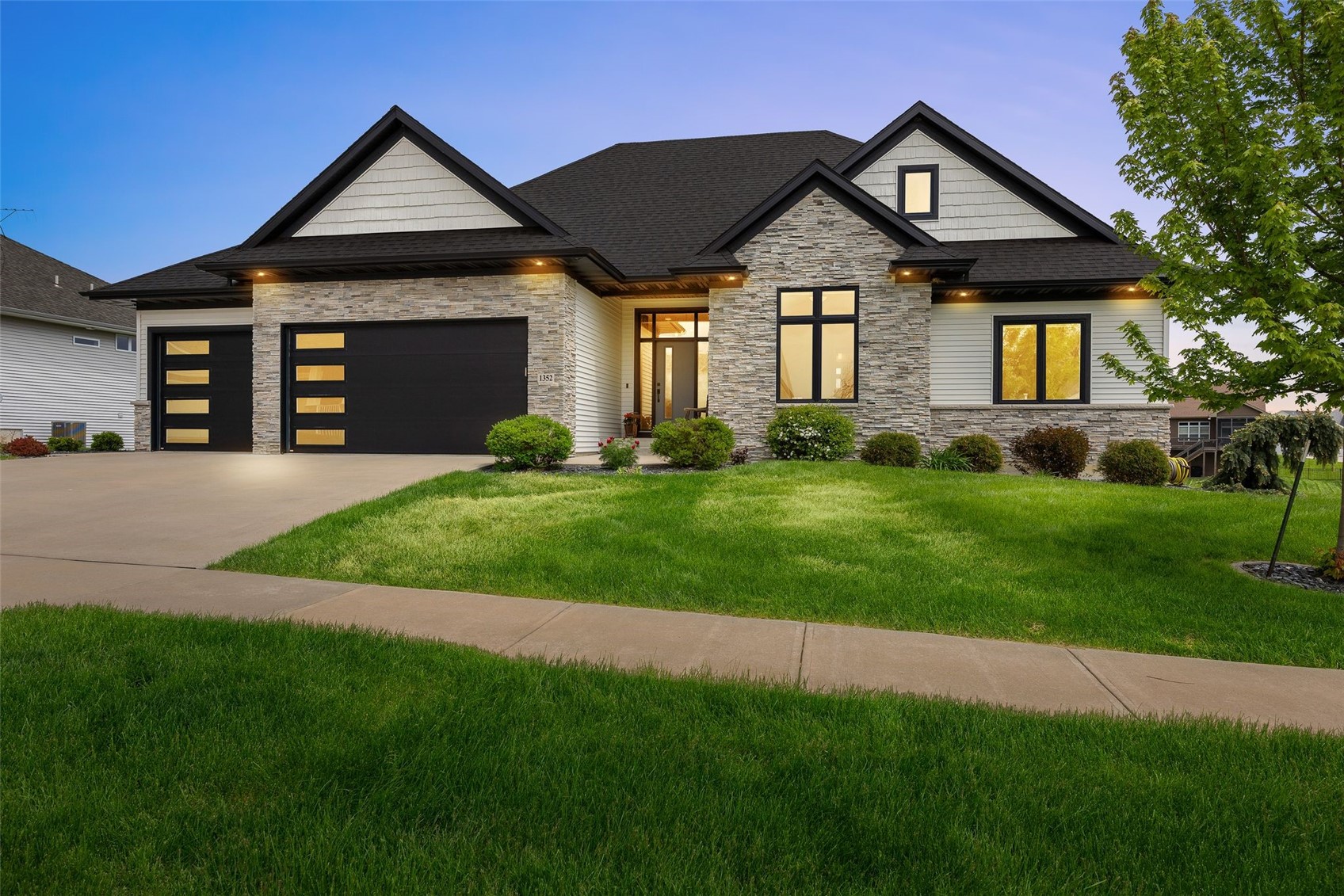 1352 Ava Circle Iowa City IA 52246