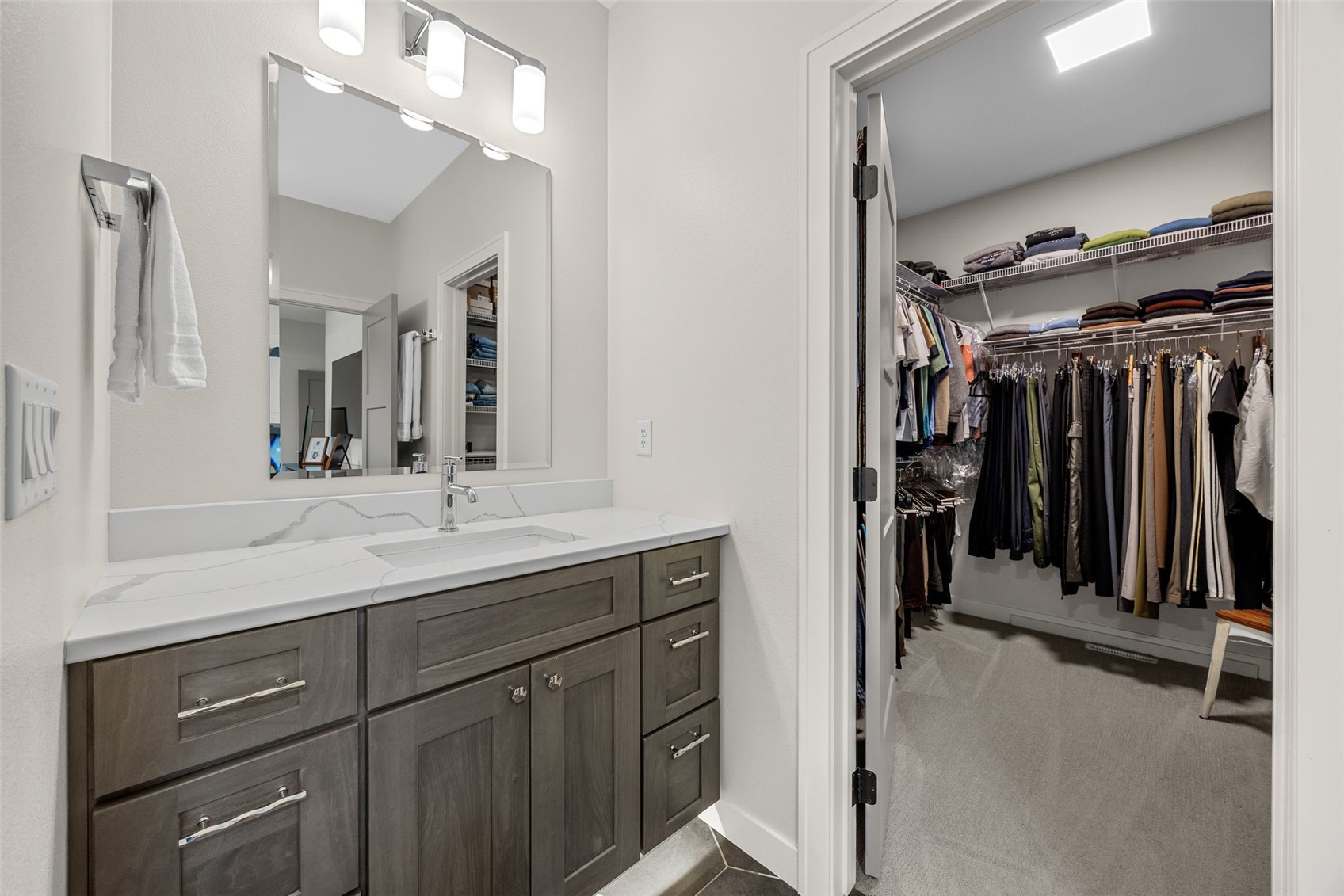 1352 Ava Circle Iowa City IA 52246