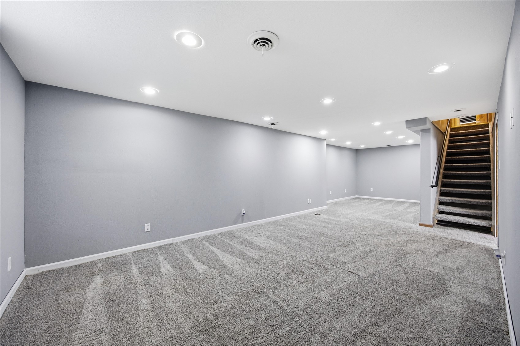 1344 J Avenue Cedar Rapids IA 52402
