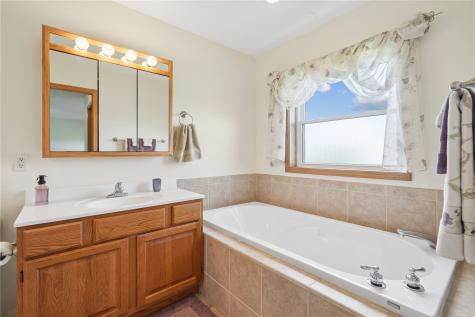 22987 Antler Trail Anamosa IA 52205
