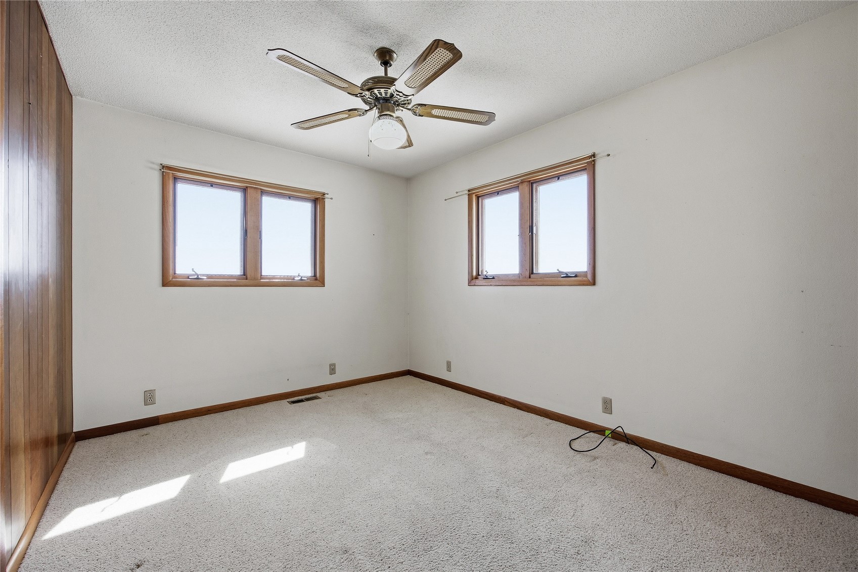 4610 200th Street Deep River IA 52222