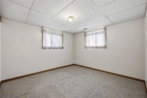 4610 200th Street Deep River IA 52222