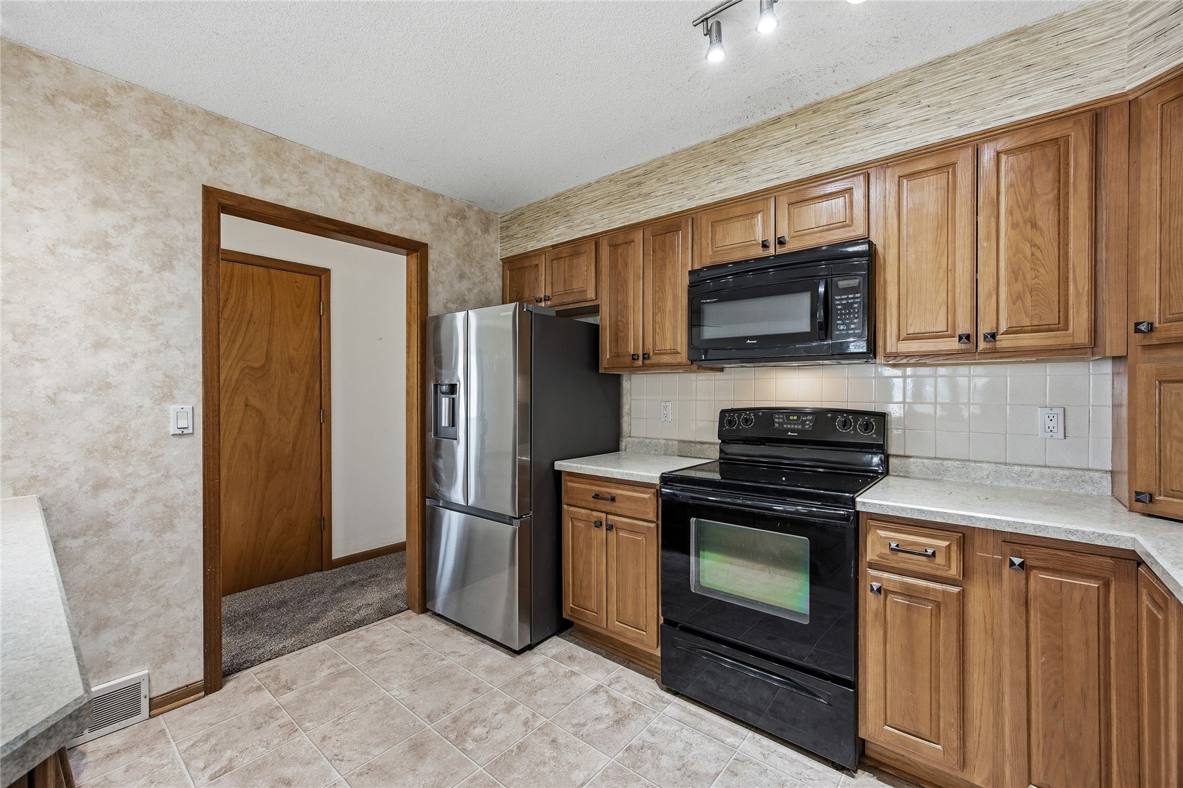 4610 200th Street Deep River IA 52222