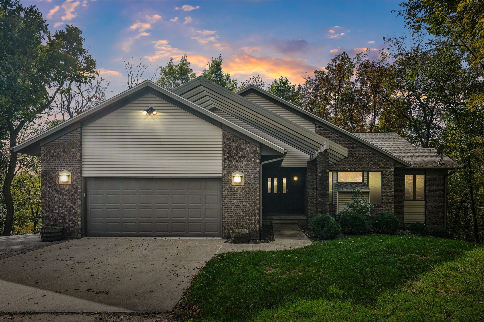 1559 Sequoya Drive NE Solon IA 52333