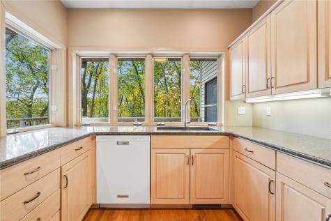 1559 Sequoya Drive NE Solon IA 52333