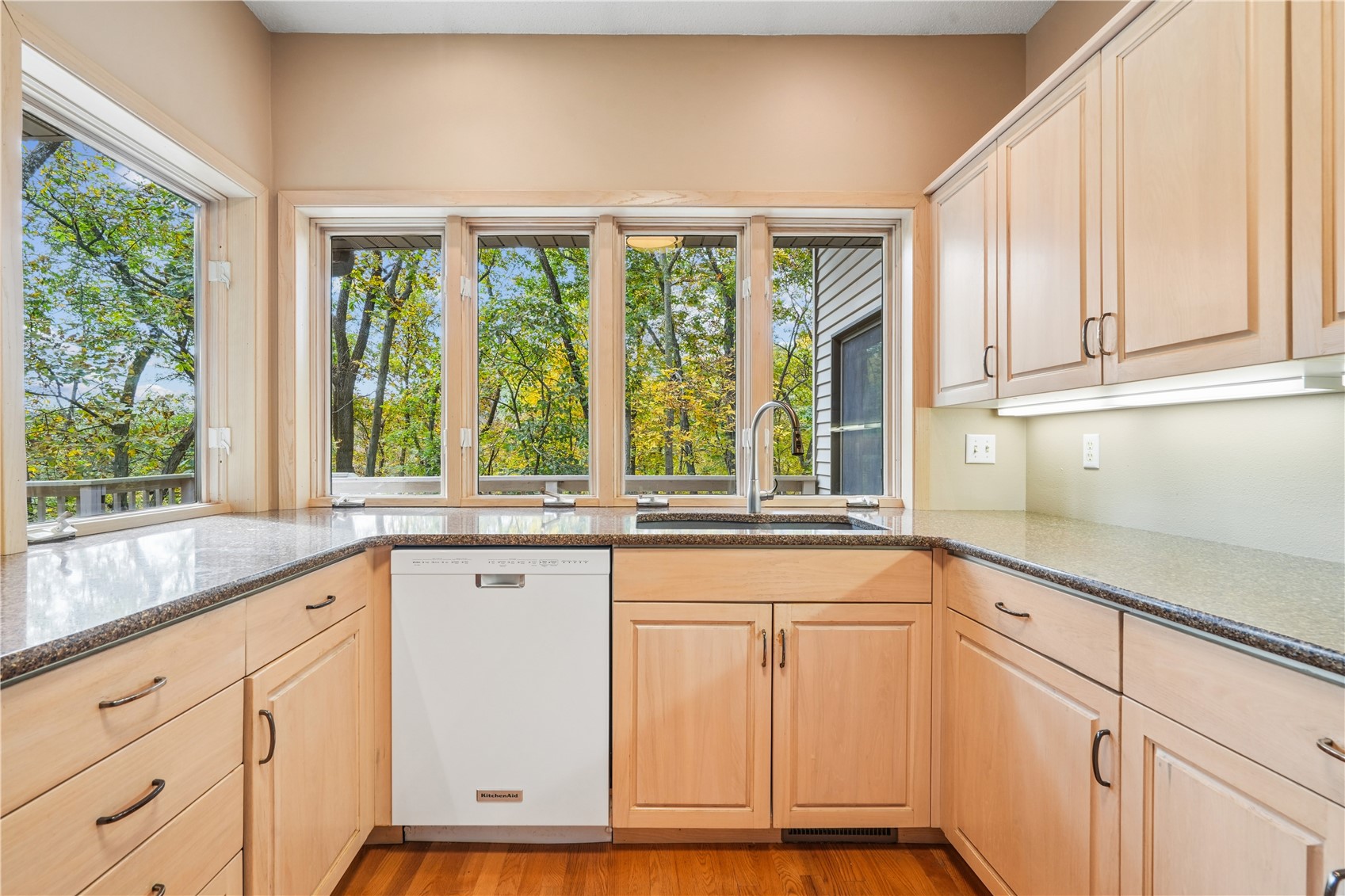 1559 Sequoya Drive NE Solon IA 52333