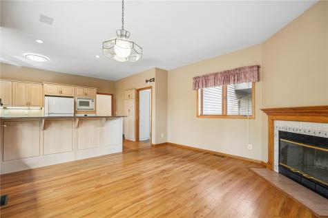 1559 Sequoya Drive NE Solon IA 52333