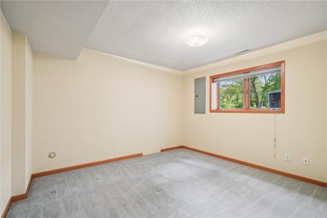 1559 Sequoya Drive NE Solon IA 52333