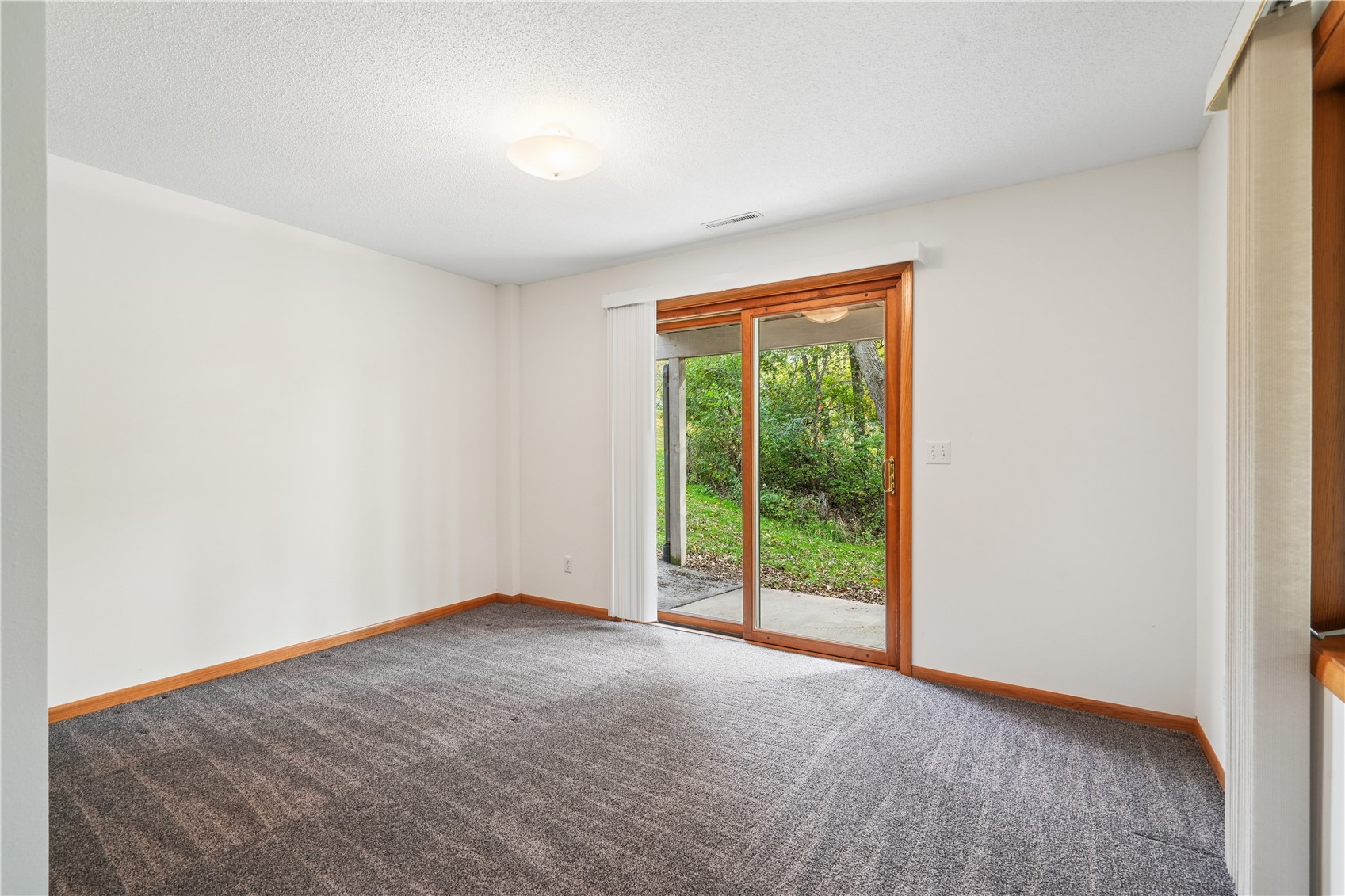 1559 Sequoya Drive NE Solon IA 52333