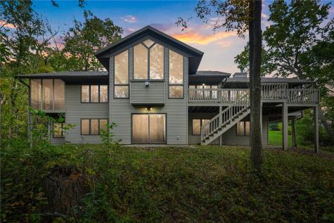 1559 Sequoya Drive NE Solon IA 52333