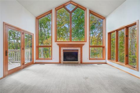 1559 Sequoya Drive NE Solon IA 52333