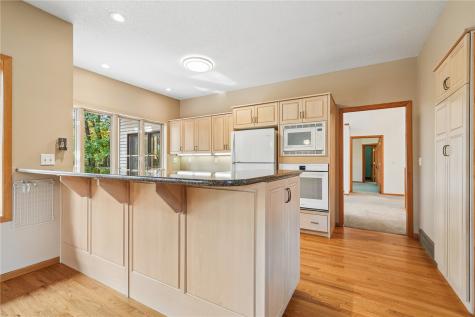1559 Sequoya Drive NE Solon IA 52333