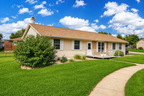 6664 Sand Court SW Cedar Rapids IA 52404