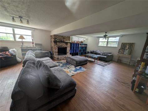 6664 Sand Court SW Cedar Rapids IA 52404