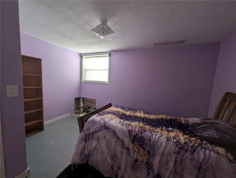 6664 Sand Court SW Cedar Rapids IA 52404