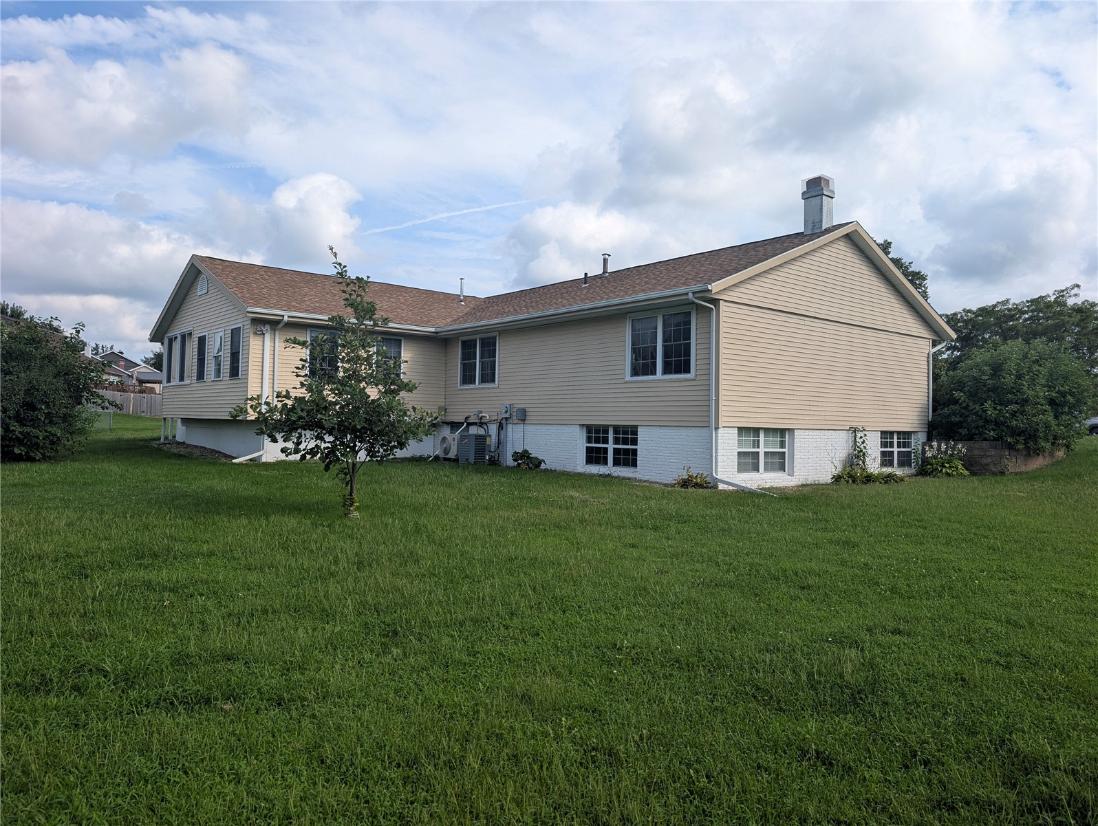 6664 Sand Court SW Cedar Rapids IA 52404