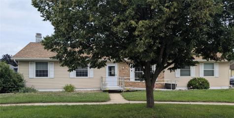 6664 Sand Court SW Cedar Rapids IA 52404