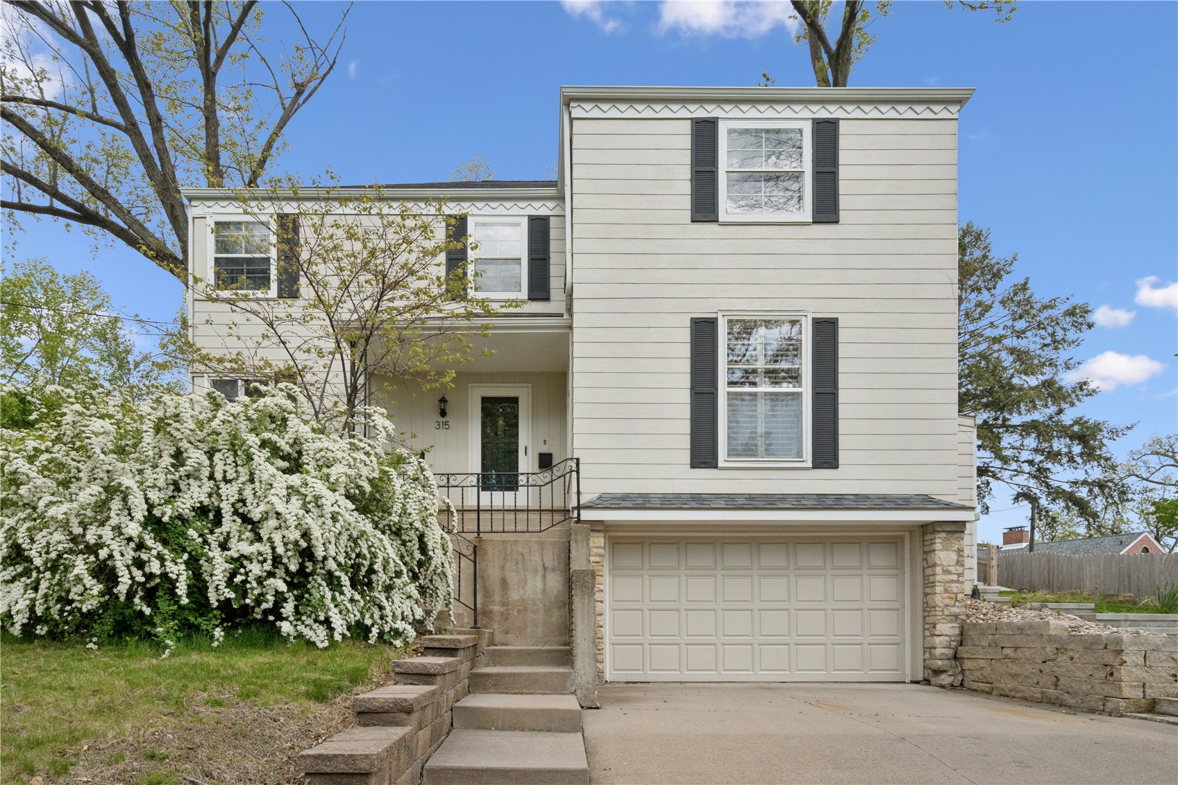 315 Linden Terrace SE Cedar Rapids IA 52403