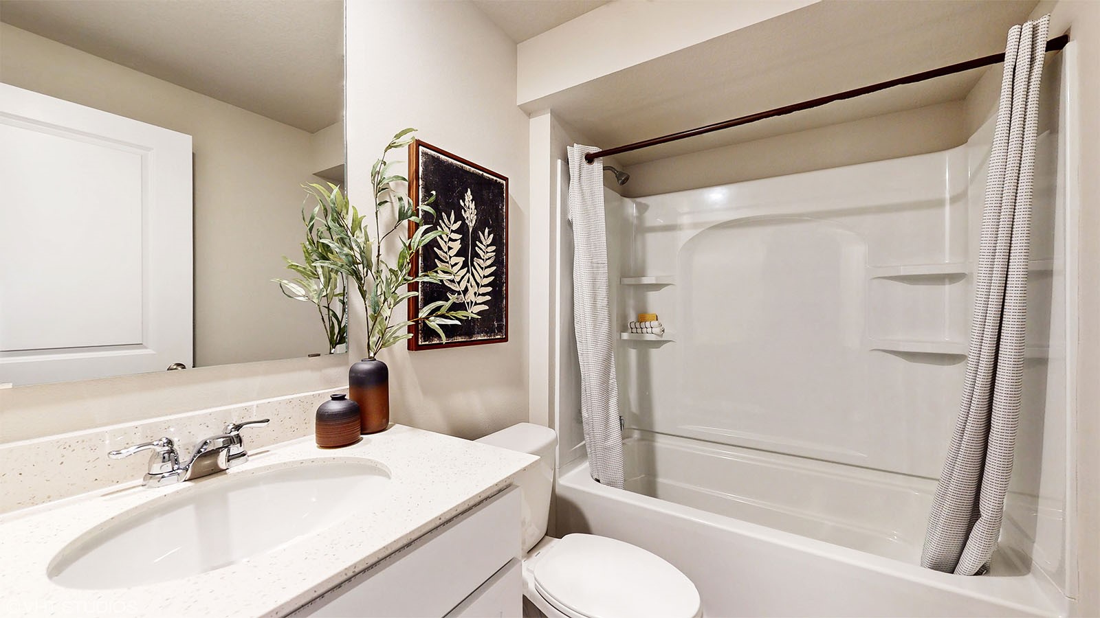 2763 Cecelia Drive Hiawatha IA 52233