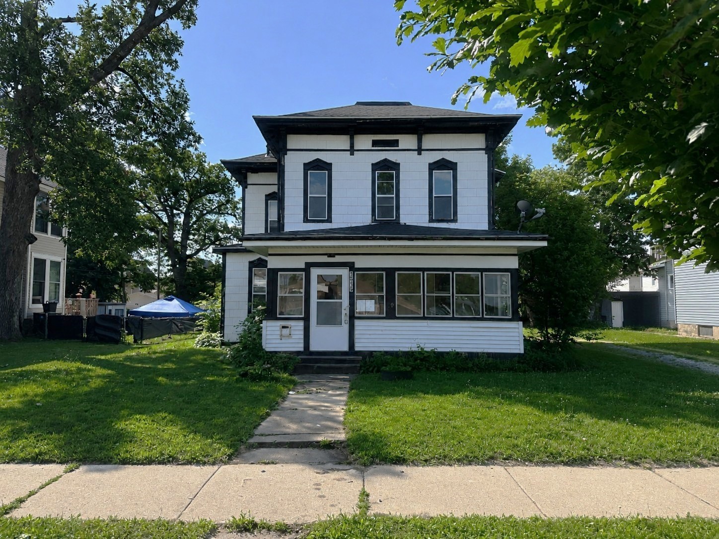 1515 B Avenue NE Cedar Rapids IA 52402