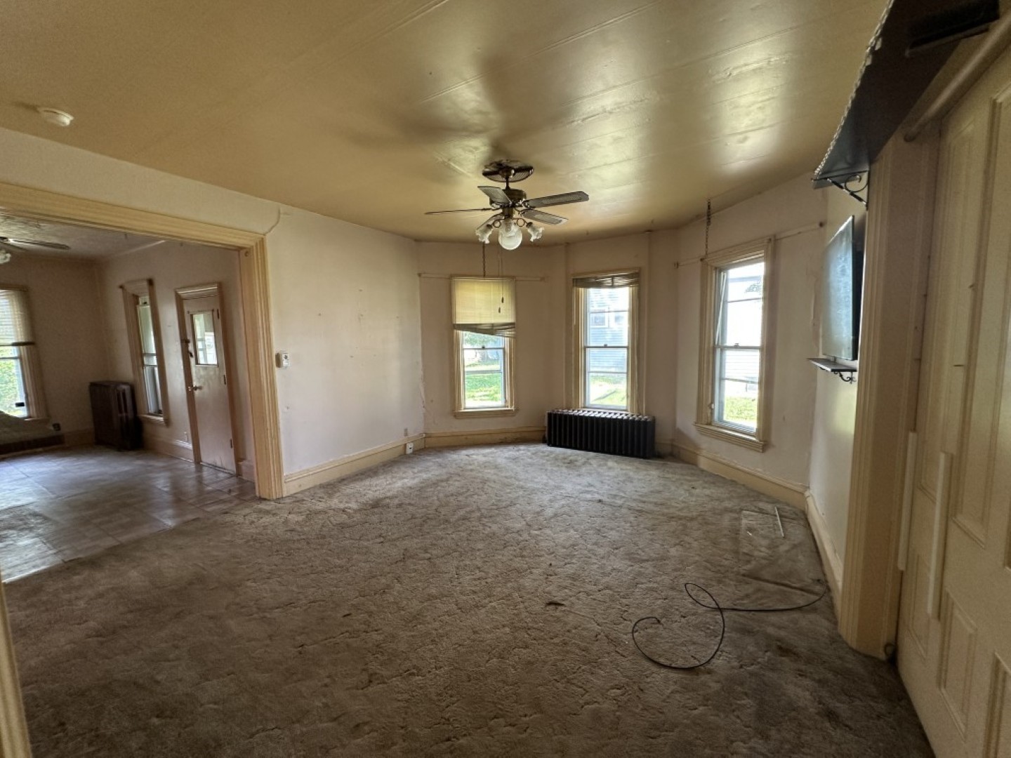 1515 B Avenue NE Cedar Rapids IA 52402
