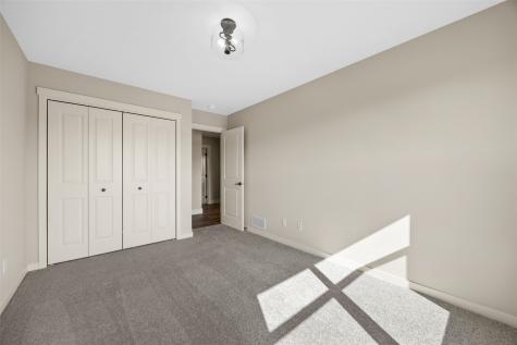 6315 Prairie Rose Circle SW Cedar Rapids IA 52404