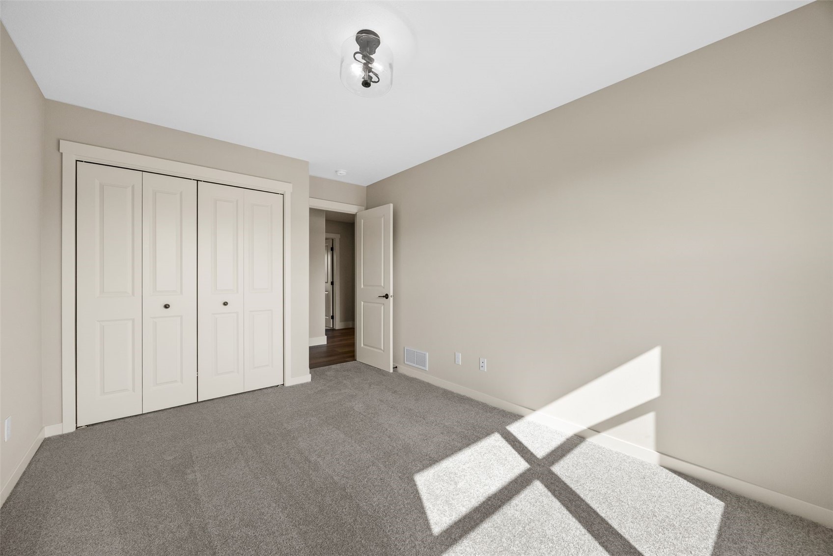 6315 Prairie Rose Circle SW Cedar Rapids IA 52404