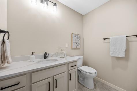 6315 Prairie Rose Circle SW Cedar Rapids IA 52404
