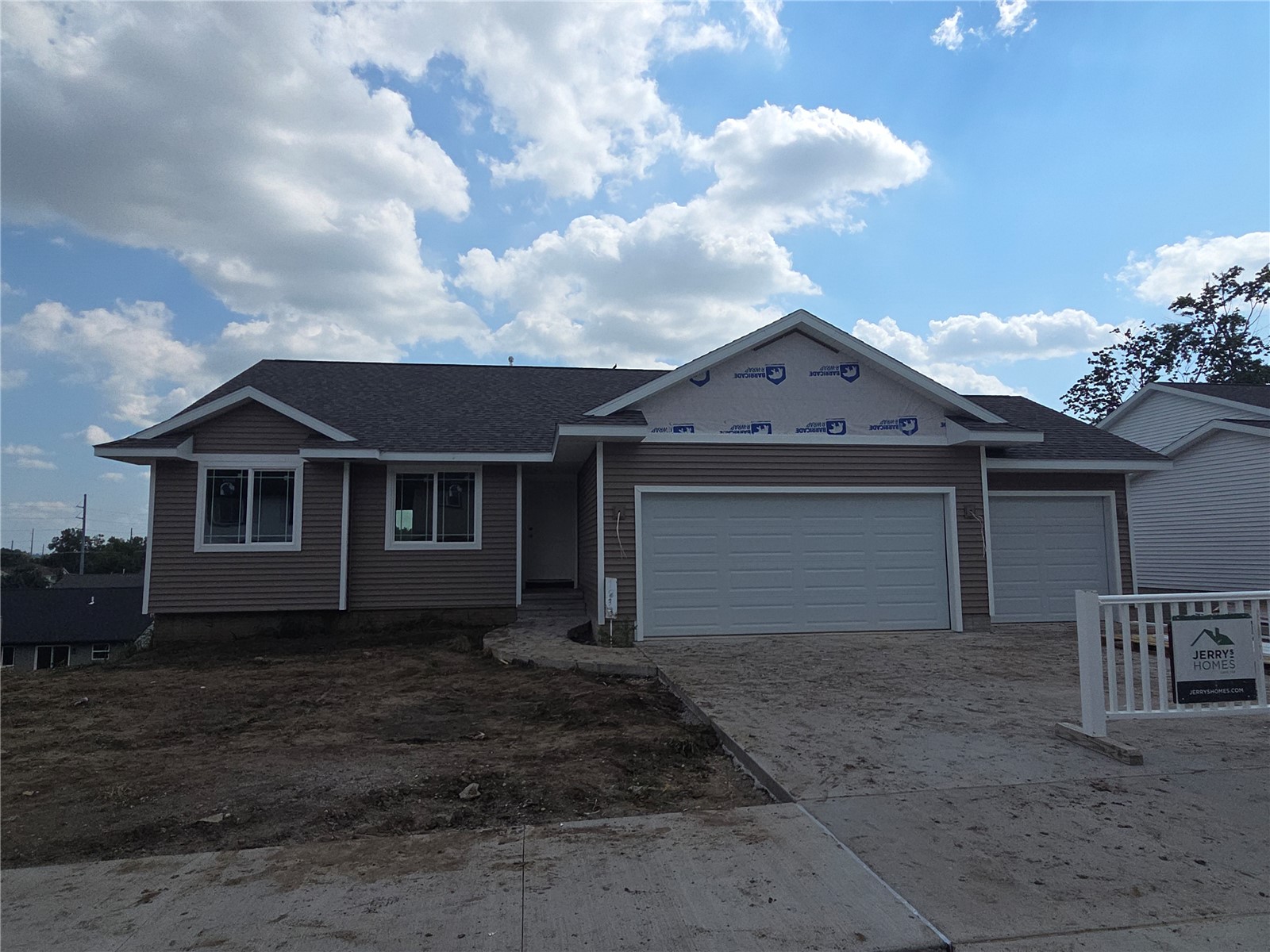 1833 Holly Meadow Avenue SW Cedar Rapids IA 52404