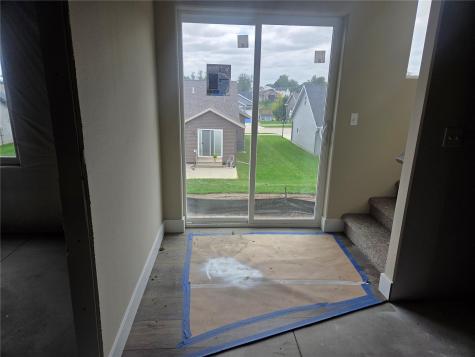 1833 Holly Meadow Avenue SW Cedar Rapids IA 52404